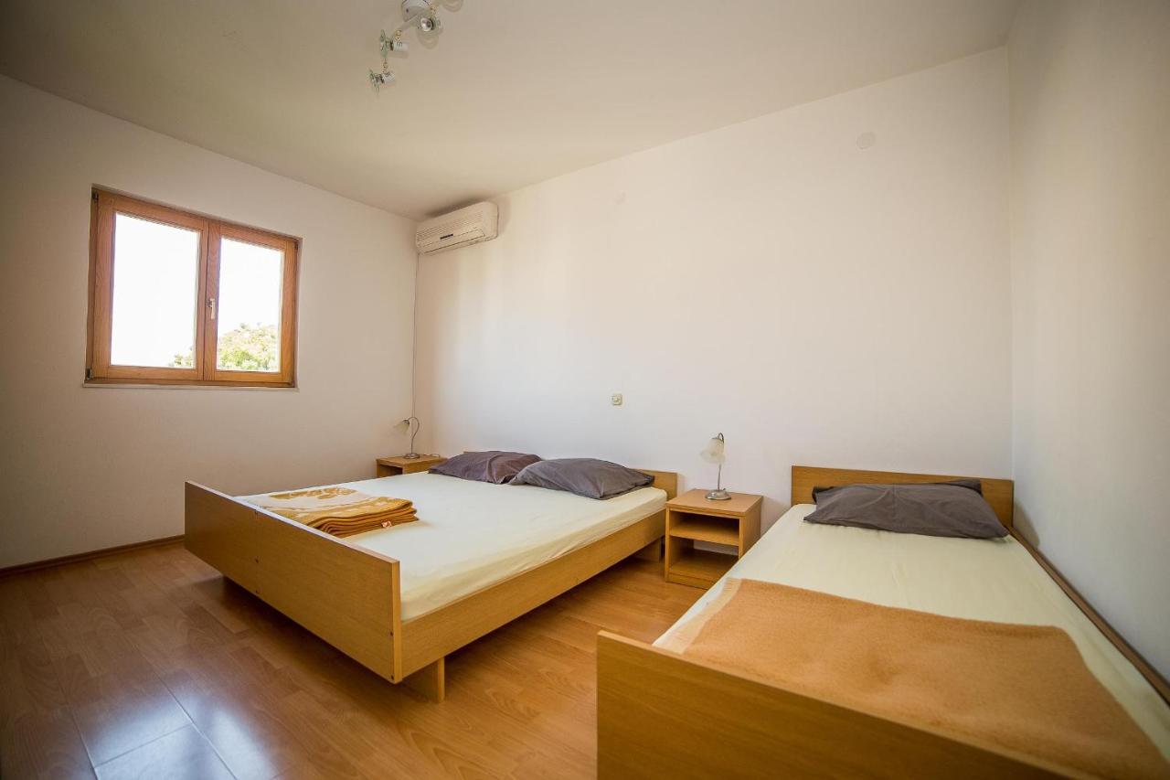 Apartments Grulovic Srima Buitenkant foto