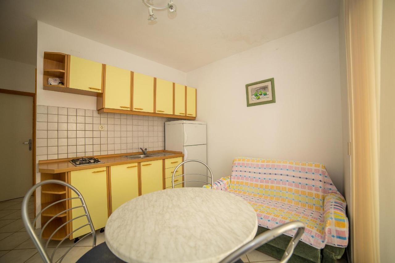 Apartments Grulovic Srima Buitenkant foto